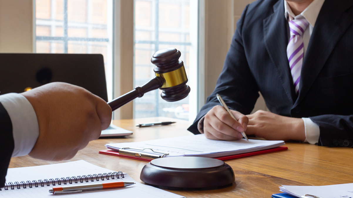 Presenting legal case to judge