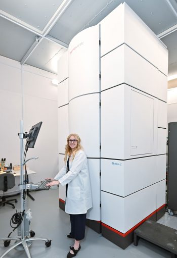 Monochromated EELS Scientist